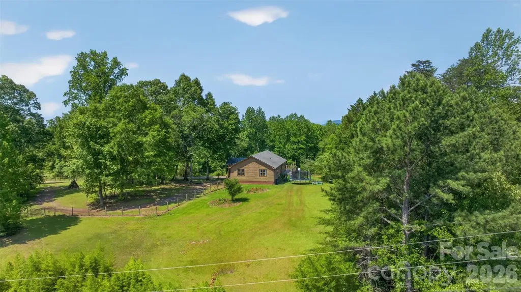 66 Misery Ridge Trail Mill Spring NC 28756