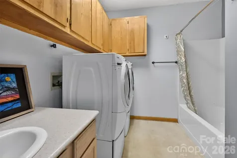 66 Misery Ridge Trail Mill Spring NC 28756