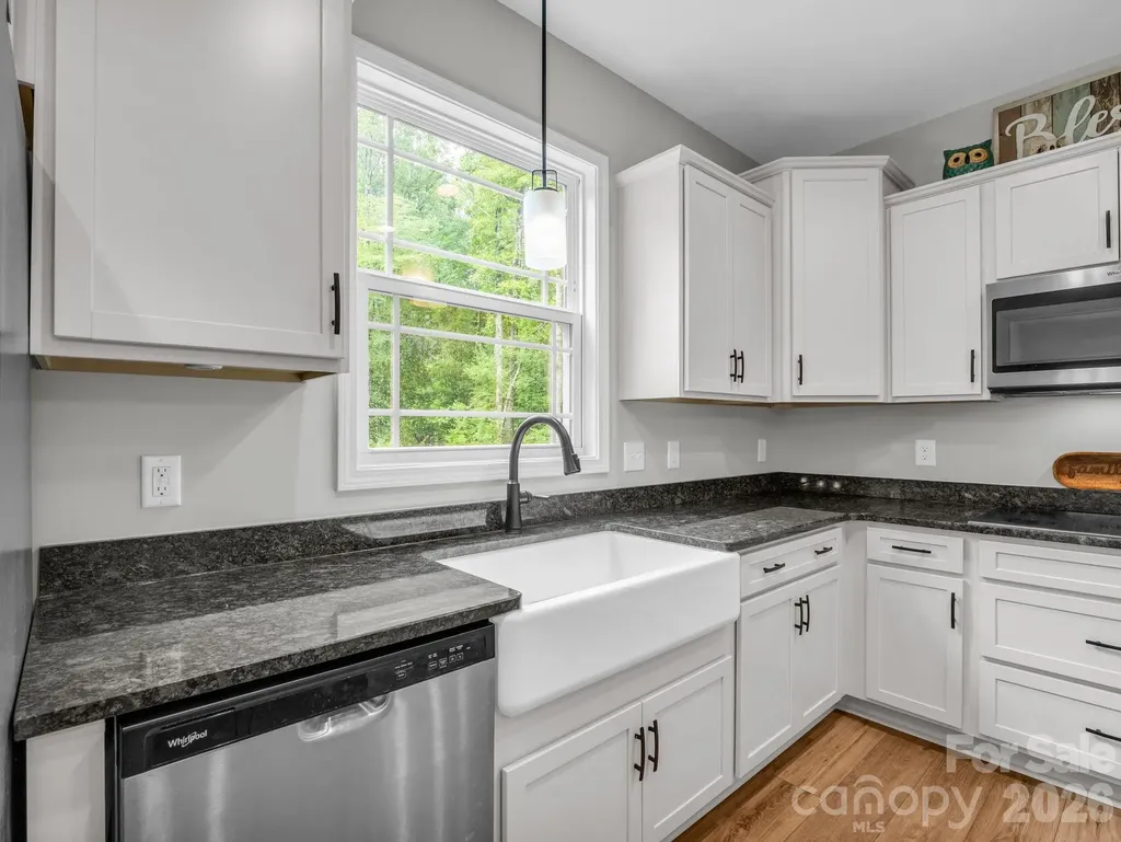 905 Rolling Road Lincolnton NC 28092