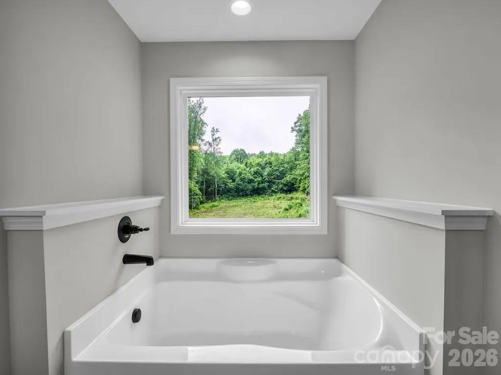905 Rolling Road Lincolnton NC 28092