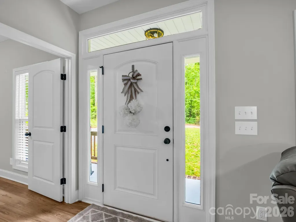 905 Rolling Road Lincolnton NC 28092