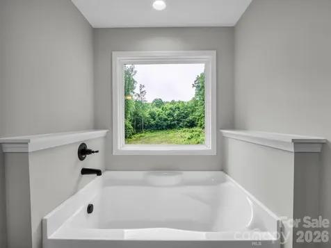 905 Rolling Road Lincolnton NC 28092