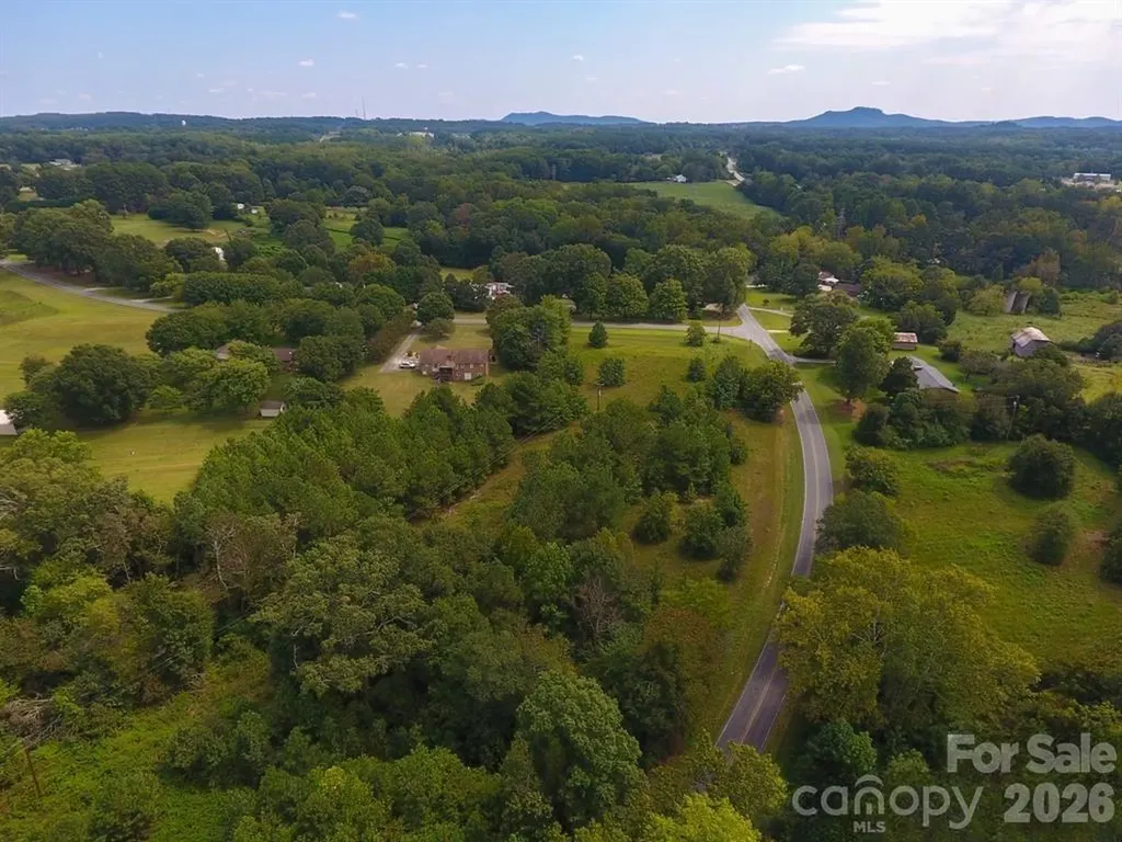 000 Putnam Lake Road Kings Mountain NC 28086