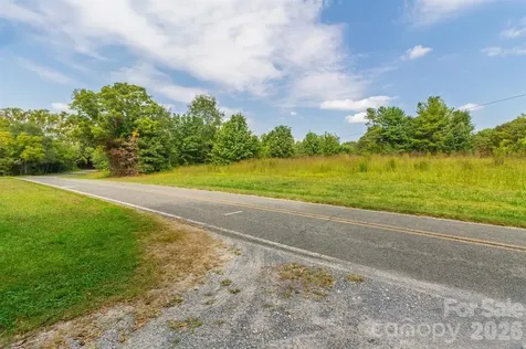 000 Putnam Lake Road Kings Mountain NC 28086