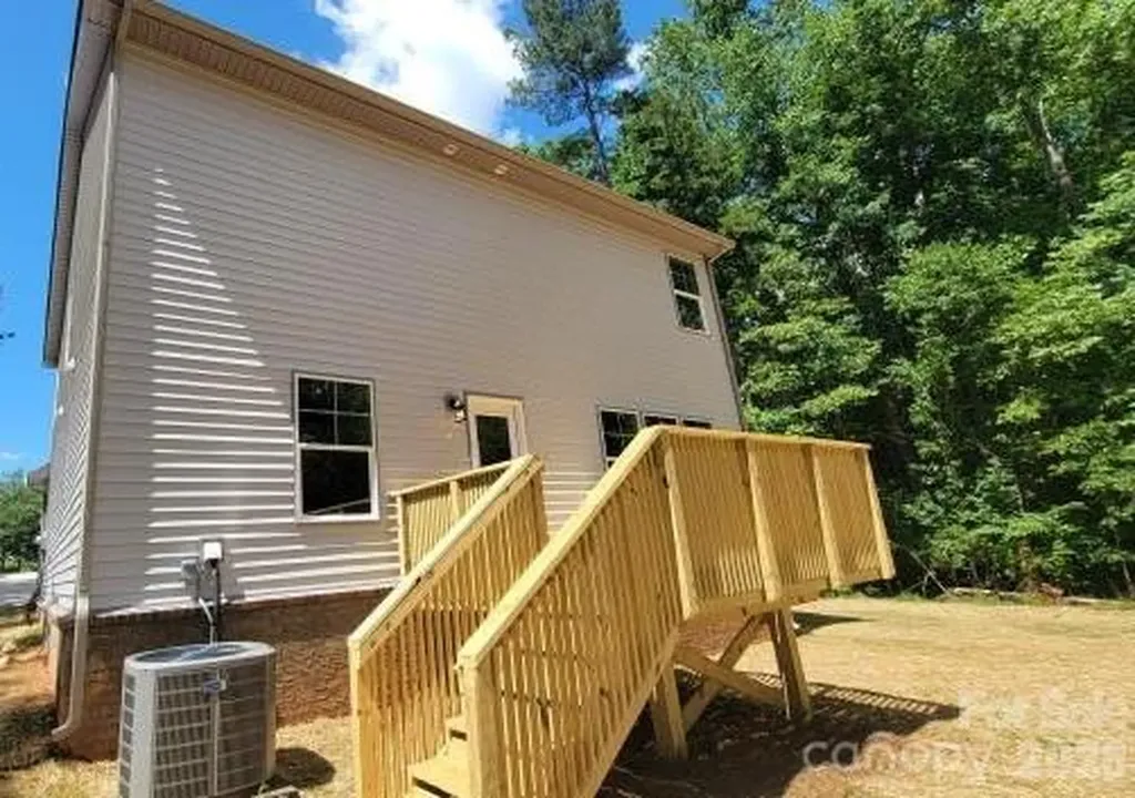 4424 Mountain Creek Road Iron Station NC 28080