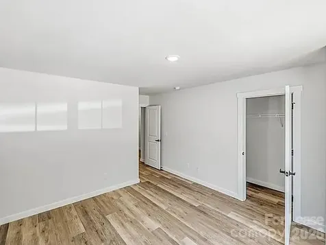 259/261 Vanderbilt Road Spartanburg SC 29301