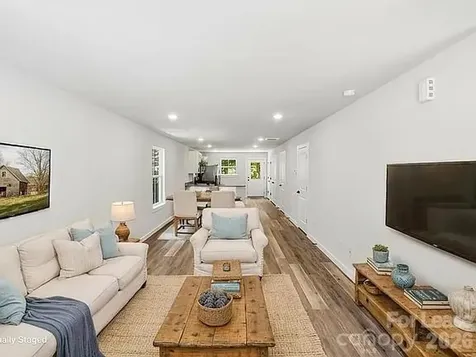 259/261 Vanderbilt Road Spartanburg SC 29301