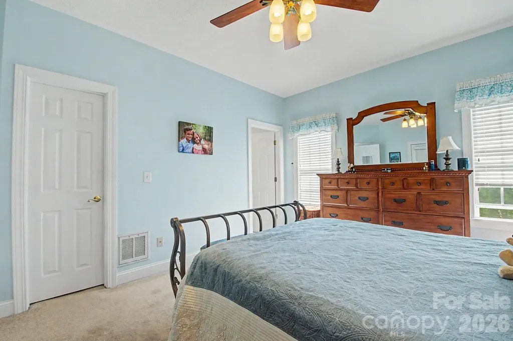 606 Carriage Commons Drive Hendersonville NC 28791