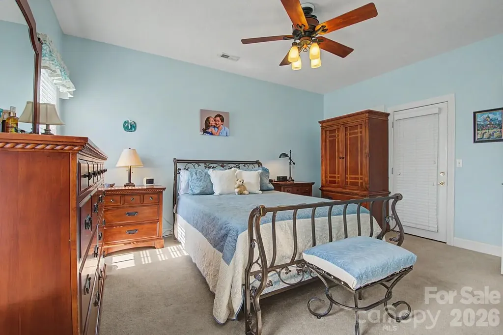 606 Carriage Commons Drive Hendersonville NC 28791