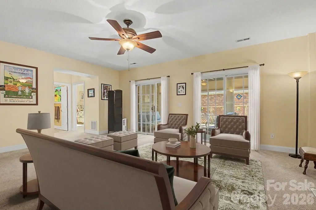606 Carriage Commons Drive Hendersonville NC 28791