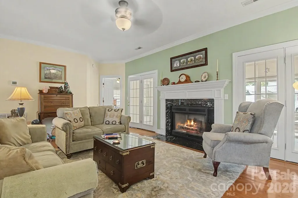 606 Carriage Commons Drive Hendersonville NC 28791