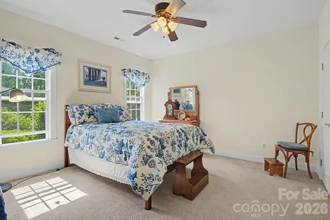 606 Carriage Commons Drive Hendersonville NC 28791