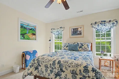 606 Carriage Commons Drive Hendersonville NC 28791