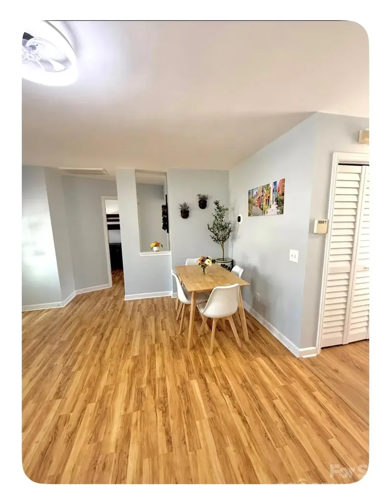 409 Goosedown Court Charlotte NC 28216