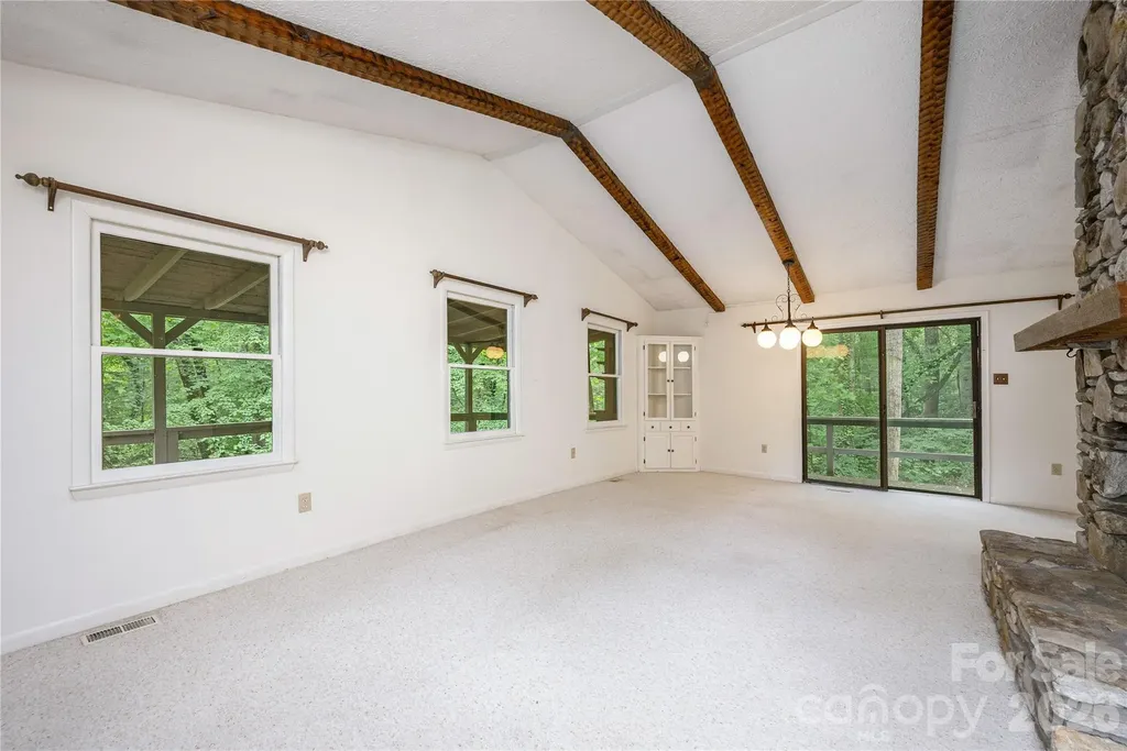 102 Valley Vista Drive Black Mountain NC 28711