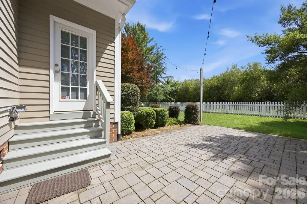 805 Celbridge Court Charlotte NC 28270