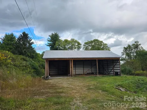 128 Cook Lane Mills River NC 28759