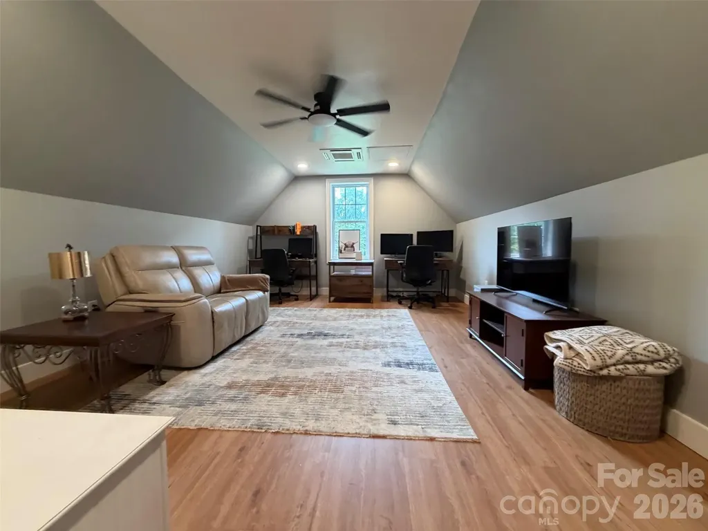 4380 Woodsbury Lane Lincolnton NC 28092