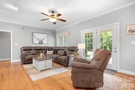 4380 Woodsbury Lane Lincolnton NC 28092
