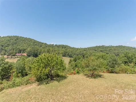 1120 Jacobs Branch Road Franklin NC 28734