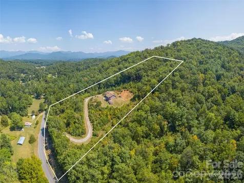 1120 Jacobs Branch Road Franklin NC 28734
