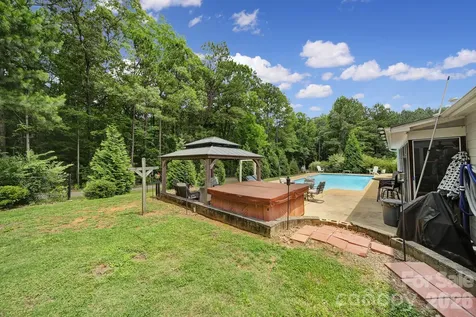 1516 Lowrys Highway Chester SC 29706