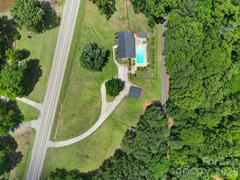 1516 Lowrys Highway Chester SC 29706