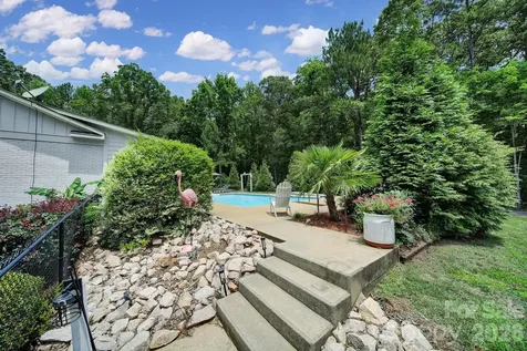 1516 Lowrys Highway Chester SC 29706
