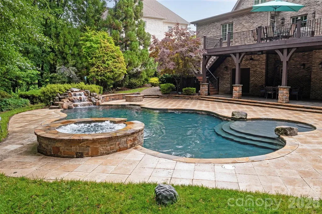 1616 Lookout Circle Waxhaw NC 28173