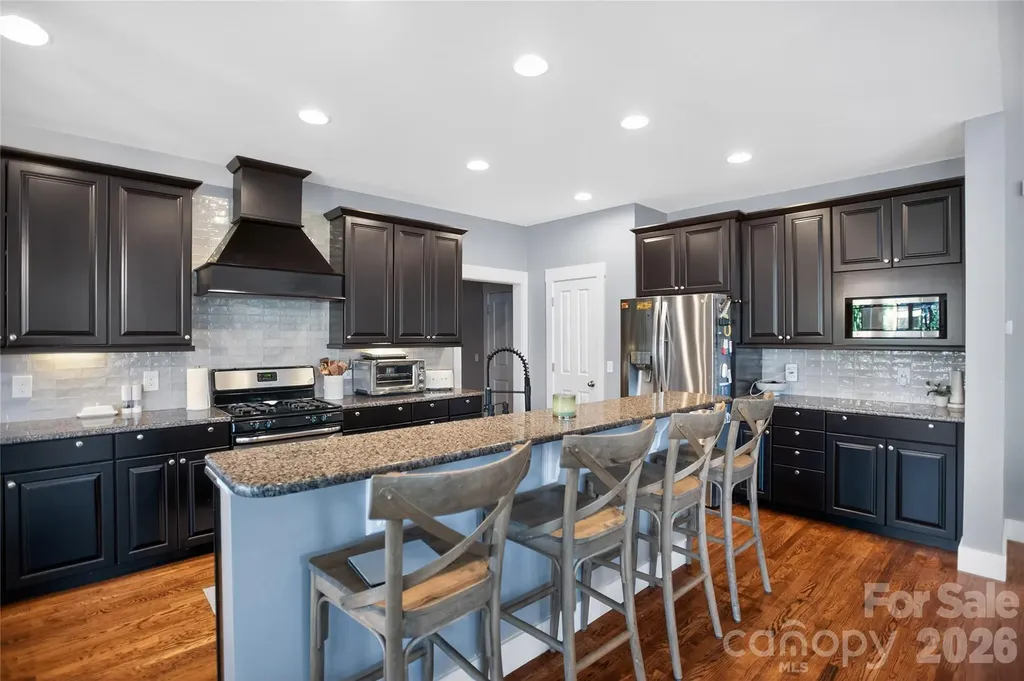 61 Barnrock Drive Mills River NC 28759