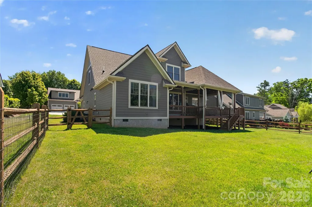 61 Barnrock Drive Mills River NC 28759