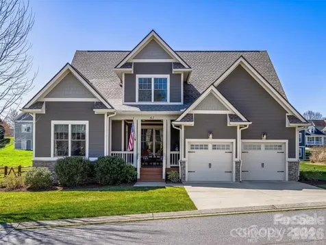 61 Barnrock Drive Mills River NC 28759