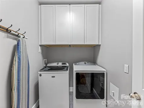 61 Barnrock Drive Mills River NC 28759