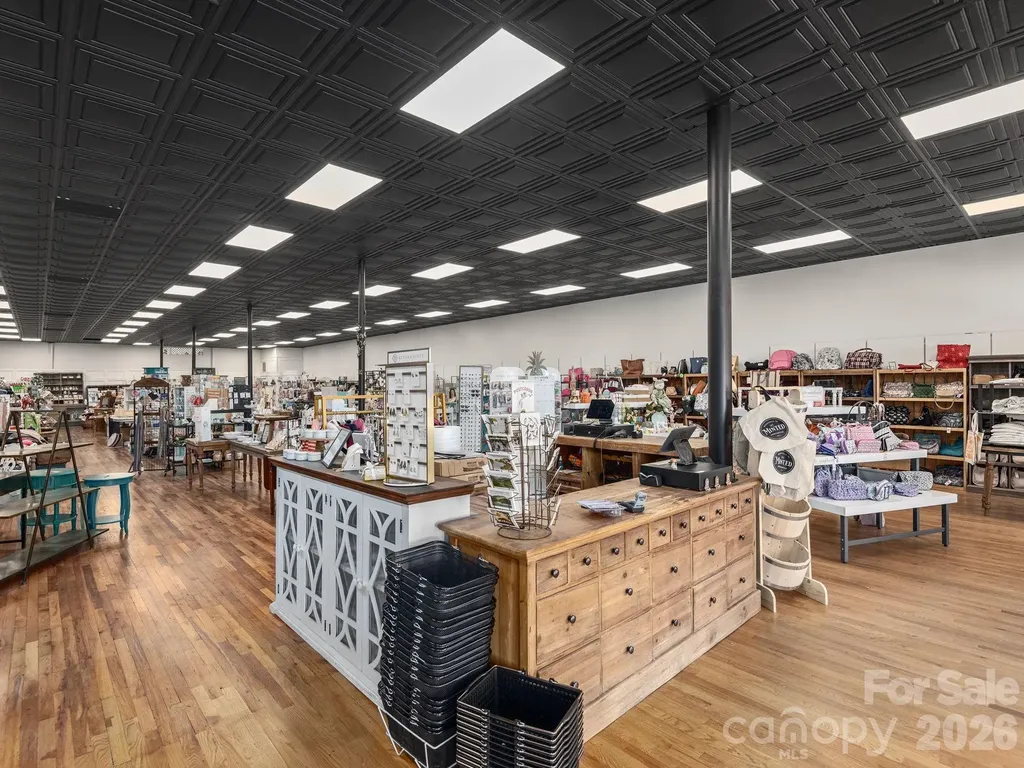 101 N Main Street Waynesville NC 28786