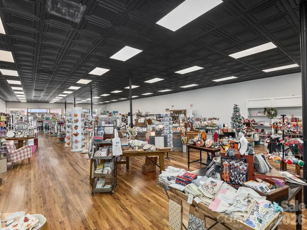 101 N Main Street Waynesville NC 28786