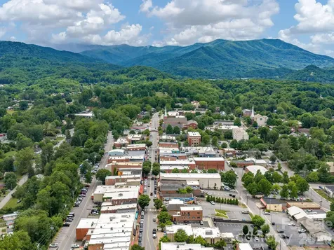 101 N Main Street Waynesville NC 28786