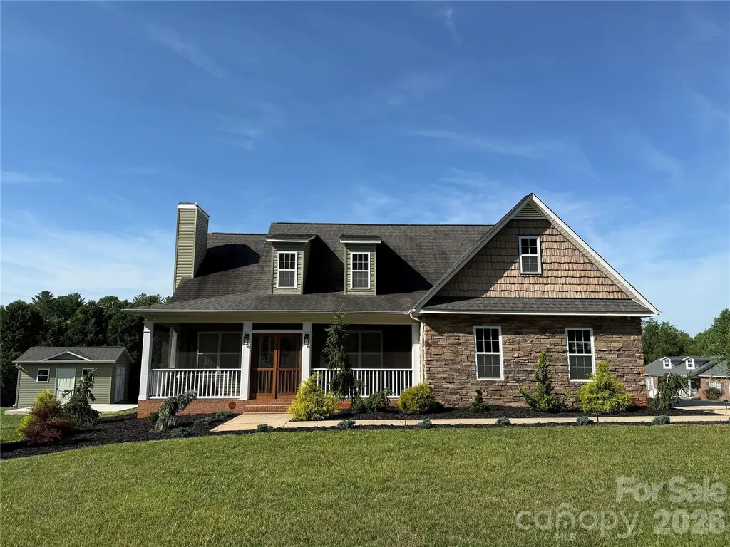 2103 Olde Pond Court SE Hudson NC 28638