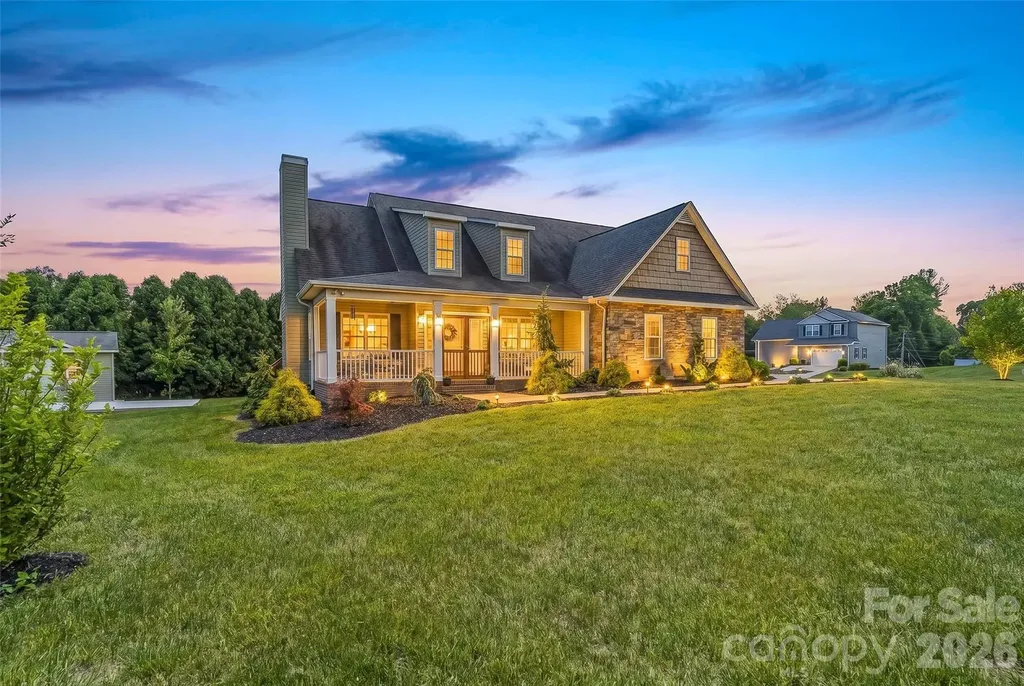 2103 Olde Pond Court SE Hudson NC 28638
