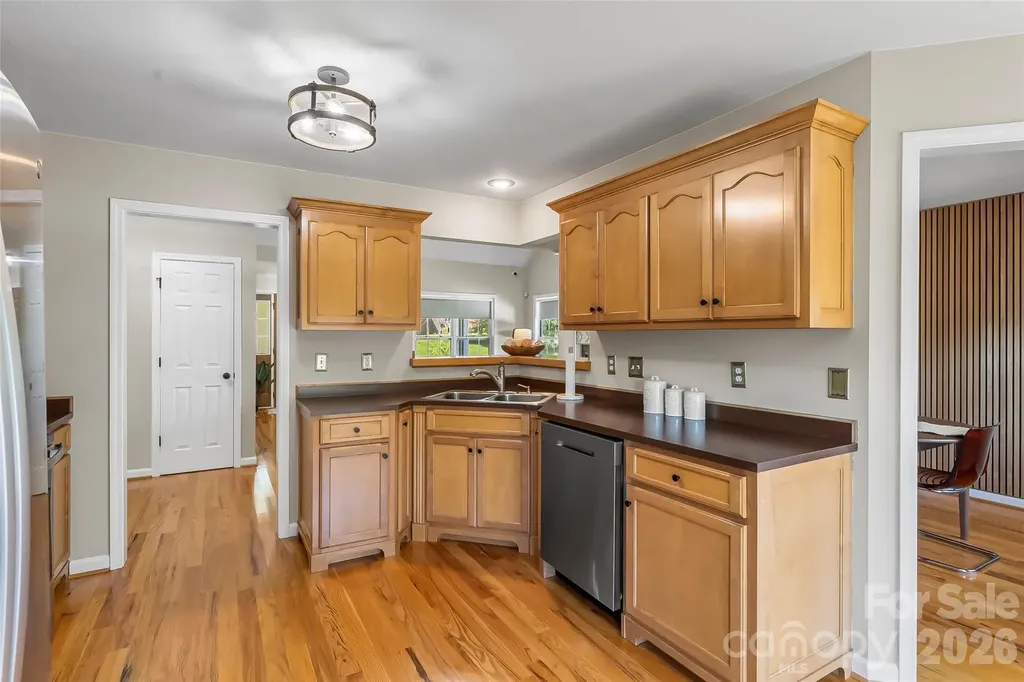 2103 Olde Pond Court SE Hudson NC 28638