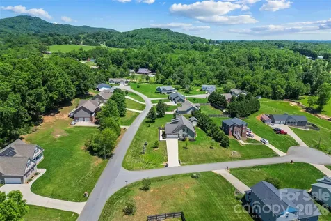 2103 Olde Pond Court SE Hudson NC 28638