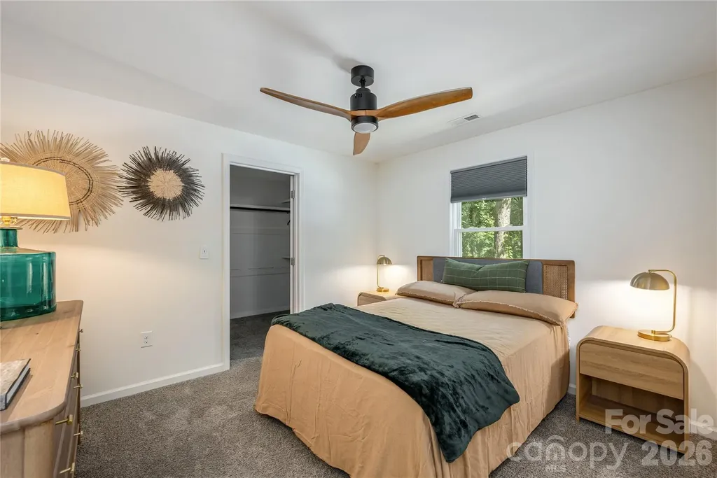 40 Dove Haven Lane Hendersonville NC 28791