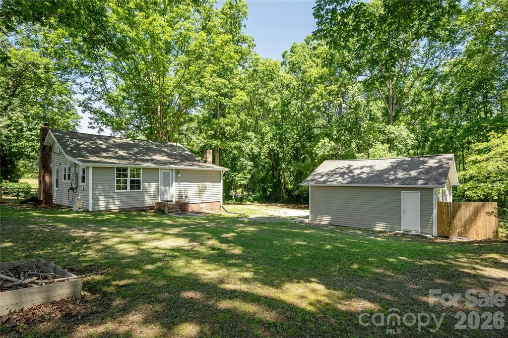 40 Dove Haven Lane Hendersonville NC 28791