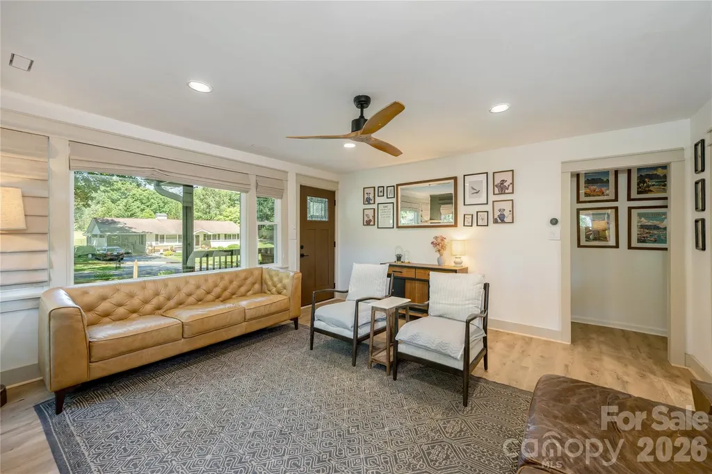 40 Dove Haven Lane Hendersonville NC 28791