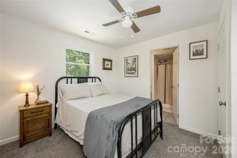 40 Dove Haven Lane Hendersonville NC 28791