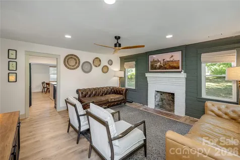 40 Dove Haven Lane Hendersonville NC 28791