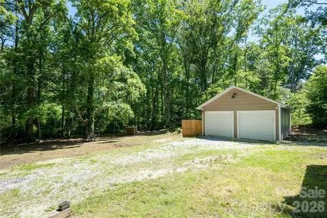 40 Dove Haven Lane Hendersonville NC 28791