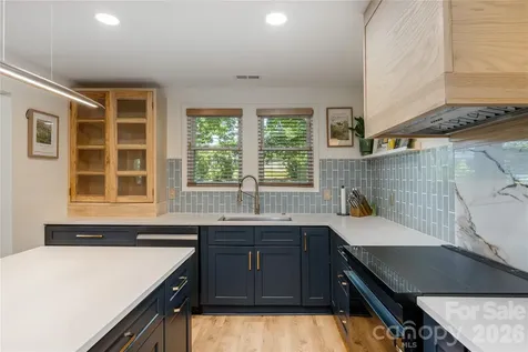 40 Dove Haven Lane Hendersonville NC 28791