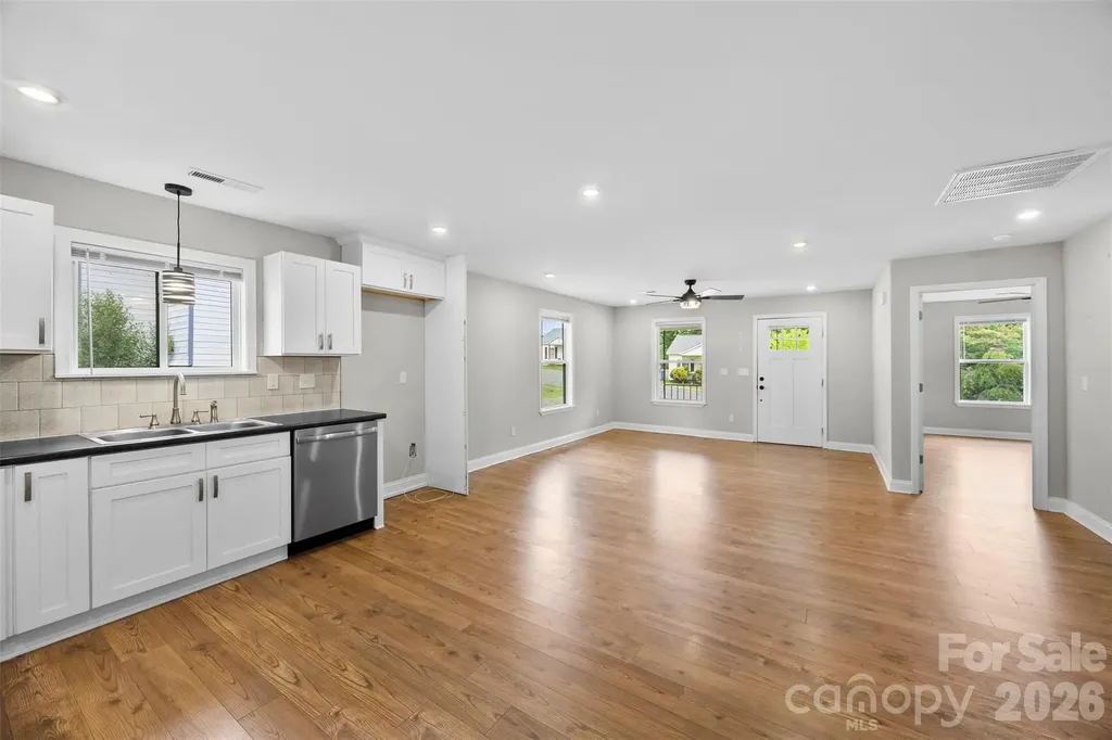 306 E Parker Street Kings Mountain NC 28086