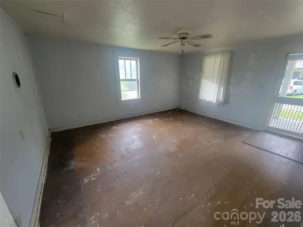170 Ray Street Waynesville NC 28786