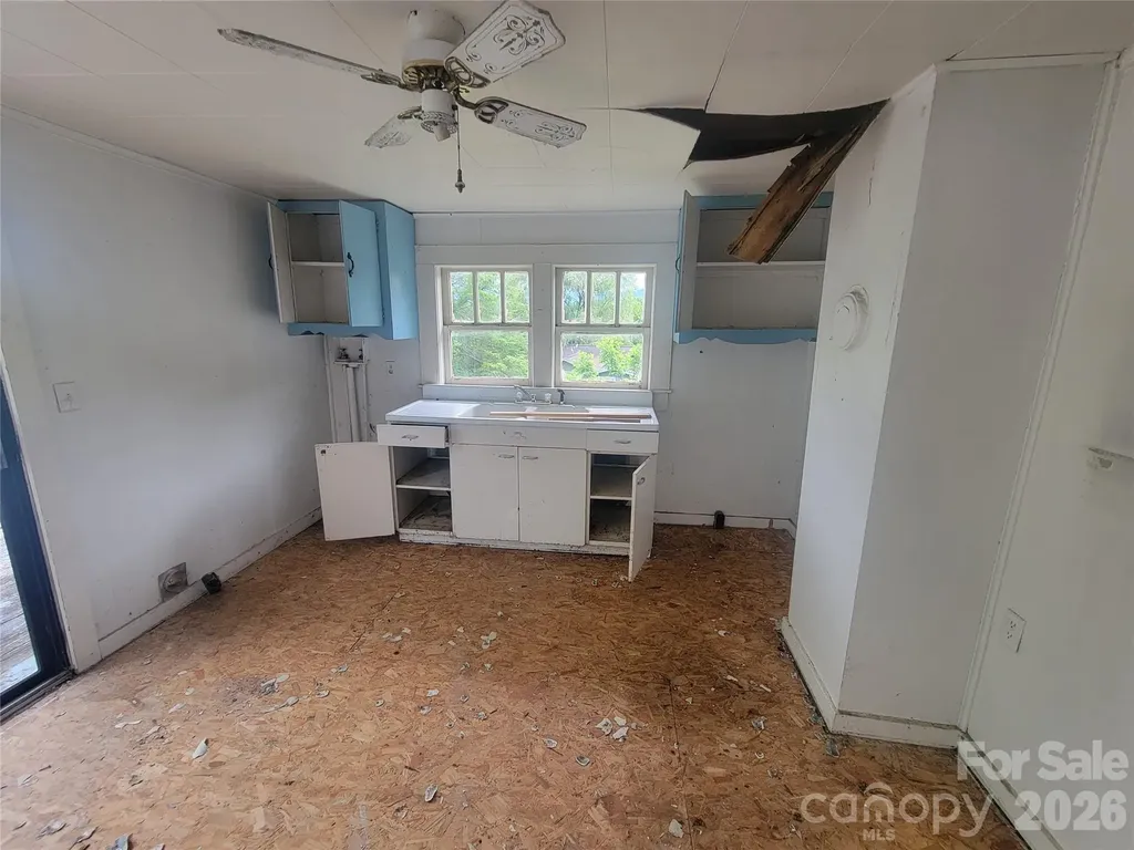 170 Ray Street Waynesville NC 28786